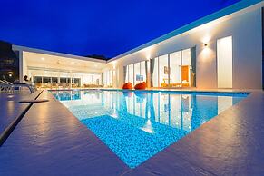 Modern Villa at Palm Hills GolfClub PH4B