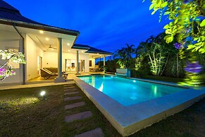 4 Bedroom Private Pool Villa MR51