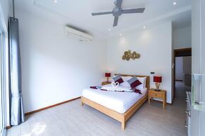 4 Bedroom Private Pool Villa MR51