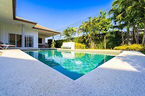 4 Bedroom Private Pool Villa MR51