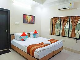 CrossRoads - An Apartment Hotel