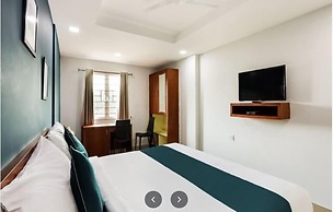 The Reach Hotel
