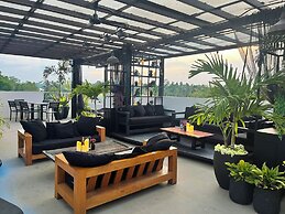 Hotel Bijoux