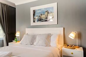 Hotel Bijoux
