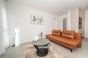 Salt & Stone-apartment with private pool