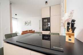 Salt & Stone-apartment with private pool