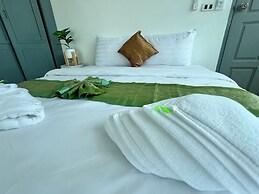 LimeTree Loft Guesthouse