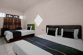 Hotel O Embun Pagi & Villa Resort Batu