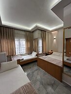Hotel KONAK