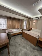 Hotel KONAK