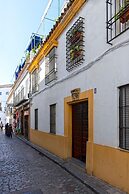Private Terrace & Views. Manriquez