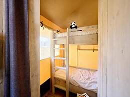 Luxury Safari Tent for 6 With Veranda