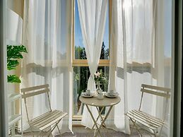 Arcadio - Modern Living