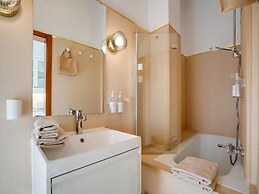 Arcadio - Modern Living