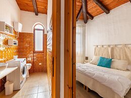 Casa Vacanze con Giardino, Vicino al Mare