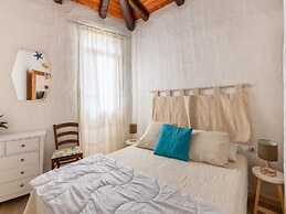 Casa Vacanze con Giardino, Vicino al Mare