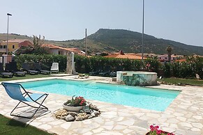 Appartamento Vicino al Mare, 2 Piscine