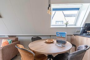 Comfortable and Modern Furnished 4-person Apartment