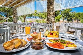 Coralli Seaside Resort