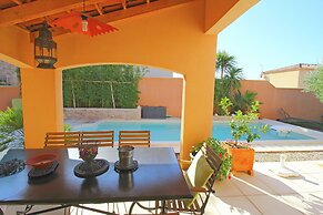 Villa With Clime and Private Pool