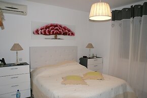 Villa With Clime and Private Pool