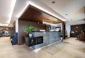 Golden Rose Hotel