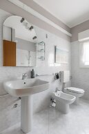 Bedetti Modern Flat by Wonderful Italy