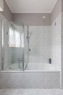 Bedetti Modern Flat by Wonderful Italy