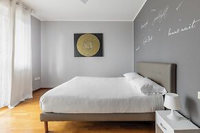 Bedetti Modern Flat by Wonderful Italy