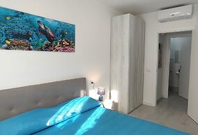 Air-conditioned, in Residence, With Pool and Patio