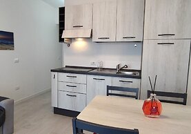 Air-conditioned, in Residence, With Pool and Patio