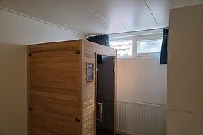 Comfortable and Modern Furnished 4-person Apartment