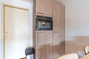 Comfortable and Modern Furnished 4-person Apartment