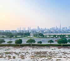 Luxury 1BR w/ Balcony & Burj Khalifa View