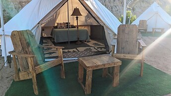 La Window Glamping