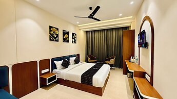 Hotel Mantri Ji