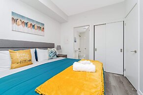 Newly Built Modern Condo w Balcony & City Views