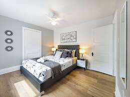 Pet Friendly Home Near Lock 32 & Beach Park
