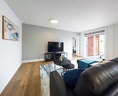 Pet Friendly Home Near Lock 32 & Beach Park