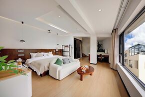 Shangri La cuckoo homestay