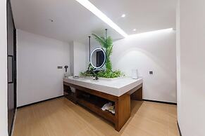 Shangri La cuckoo homestay