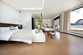 Shangri La cuckoo homestay