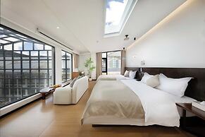 Shangri La cuckoo homestay