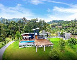 The Hooton Retreat
