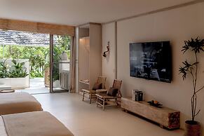 Wan'an Waves Wild Luxury Designer Hotel