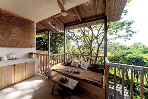 Wan'an Waves Wild Luxury Designer Hotel