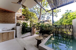 Wan'an Waves Wild Luxury Designer Hotel