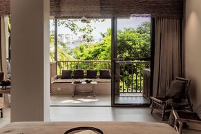 Wan'an Waves Wild Luxury Designer Hotel