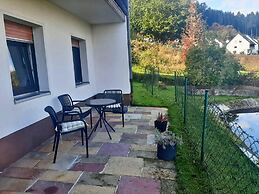 Romantic Apartment With Garden