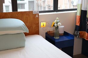 Tiaohai Living Youth Hotel
